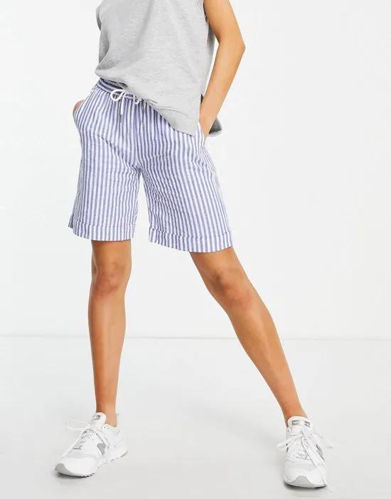 https://images.styletyx.com/images/driza-striped-drawstring-shorts-in-blue-part-of-a-set-inwear-1938890_1.webp