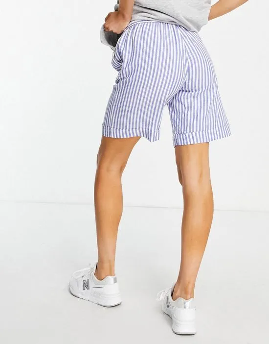 https://images.styletyx.com/images/driza-striped-drawstring-shorts-in-blue-part-of-a-set-inwear-1938890_2.webp