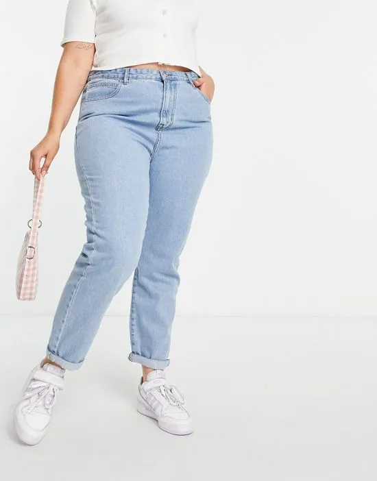 https://images.styletyx.com/images/dtt-plus-lou-mom-jeans-in-light-blue-wash-don-t-think-twice-plus-1954821_4.webp