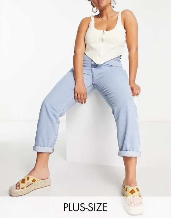 https://images.styletyx.com/images/dtt-plus-lou-mom-jeans-in-light-blue-wash-don-t-think-twice-plus-2772055_1.webp