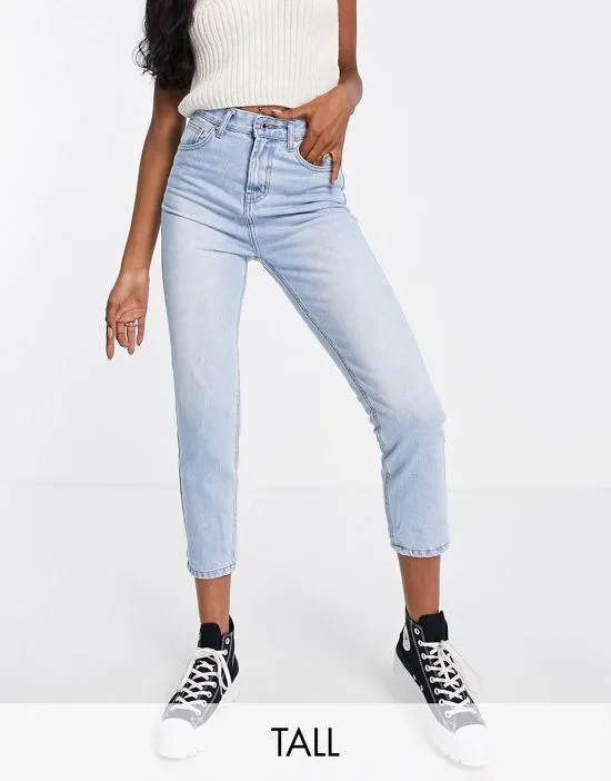 https://images.styletyx.com/images/dtt-tall-emma-super-high-waisted-mom-jeans-in-light-blue-wash-don-t-think-twice-tall-2718279_1.webp