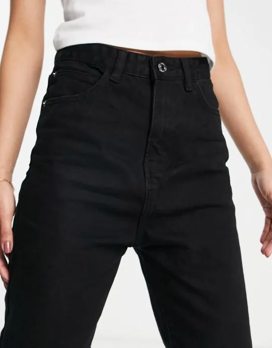 https://images.styletyx.com/images/dtt-tall-lou-mom-jeans-in-black-don-t-think-twice-tall-2804496_3.webp