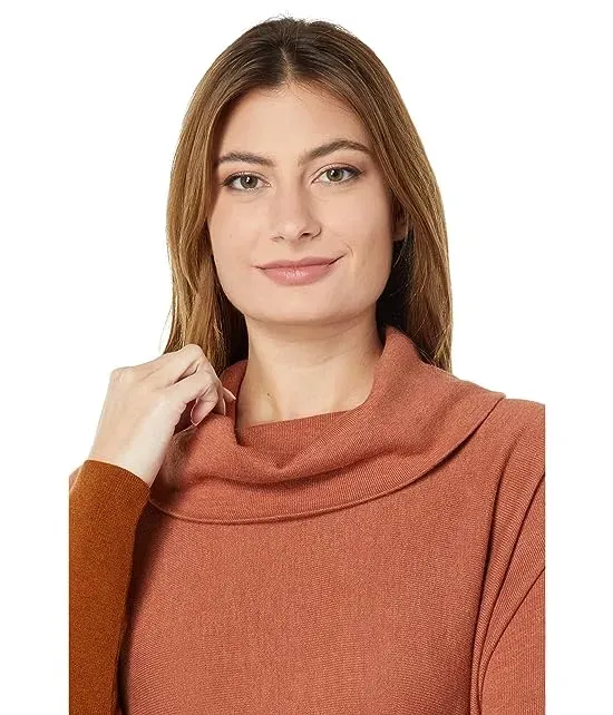 https://images.styletyx.com/images/edgewood-poncho-sweater-smartwool-1009141028_3.webp