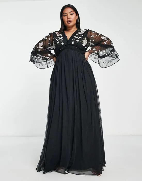 https://images.styletyx.com/images/embroided-maxi-dress-with-lace-detail-in-black-frock-and-frill-plus-13075645_4.webp