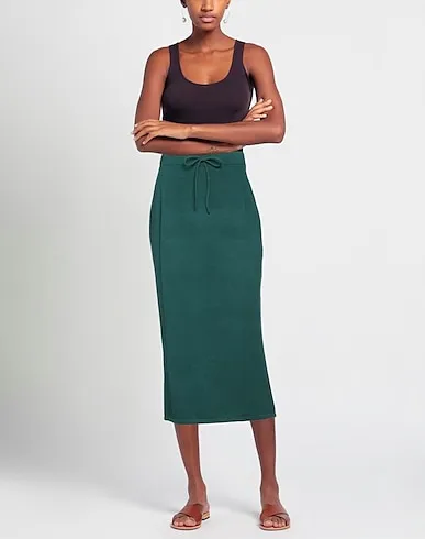 https://images.styletyx.com/images/emerald-green-knitted-midi-skirt-rossopuro-221123552_2.webp