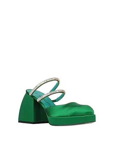 https://images.styletyx.com/images/emerald-green-satin-mules-and-clogs-nodaleto-1004122386_2.webp