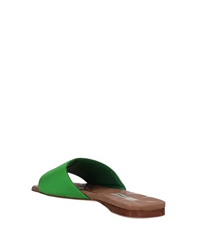 https://images.styletyx.com/images/emerald-green-satin-sandals-giancarlo-paoli-3205080_3.webp