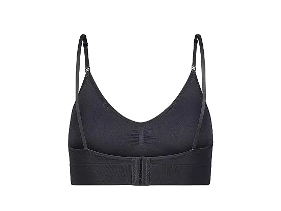 https://images.styletyx.com/images/everyday-bra-brabar-1008388343_2.webp