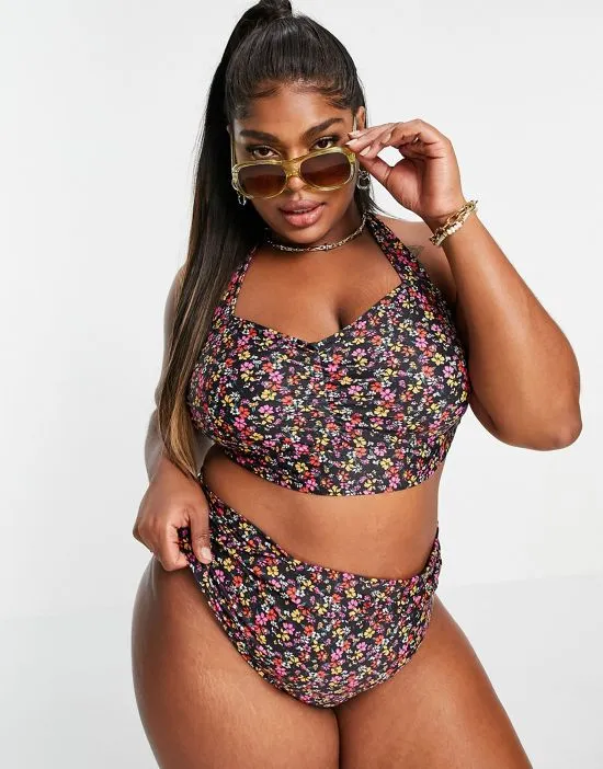https://images.styletyx.com/images/exclusive-high-waist-bikini-bottoms-in-black-ditsy-floral-vero-moda-curve-2558086_3.webp