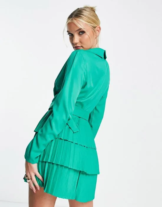 https://images.styletyx.com/images/exclusive-plunge-front-blazer-dress-with-pleated-skirt-in-green-in-the-style-1829833_2.webp