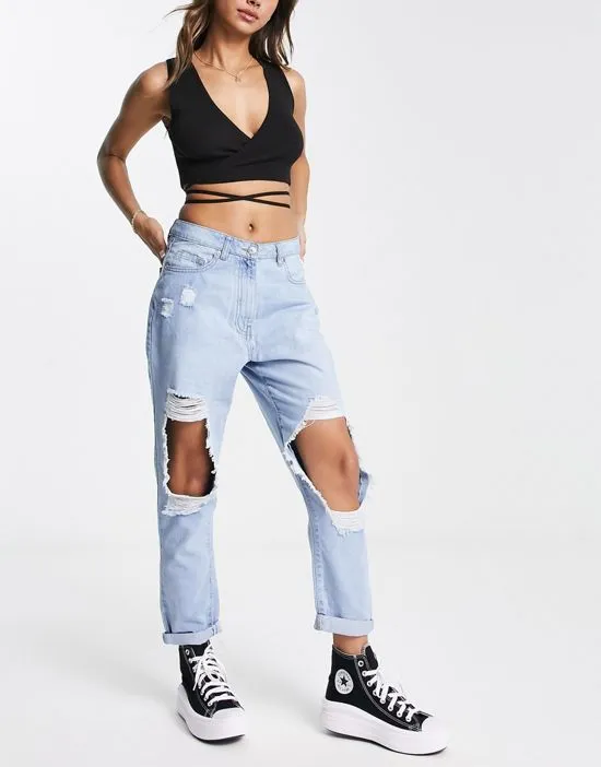 https://images.styletyx.com/images/extreme-rip-jeans-in-light-blue-parisian-13285854_4.webp