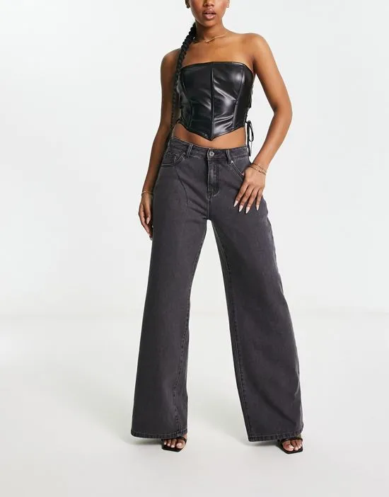 https://images.styletyx.com/images/fae-high-waist-wide-leg-jeans-in-charcoal-gray-fae-13285835_1.webp