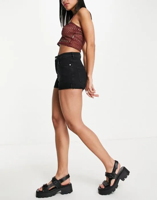 https://images.styletyx.com/images/fair-cotton-denim-shorts-in-black-black-weekday-1866044_4.webp