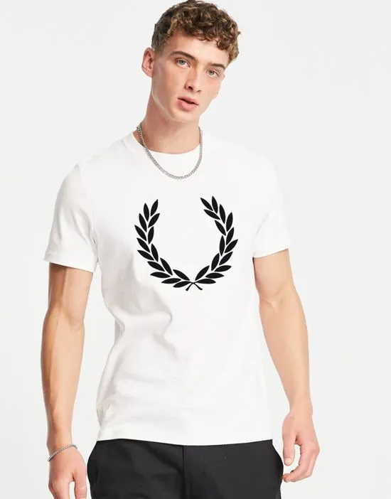 https://images.styletyx.com/images/flock-laurel-wreath-t-shirt-in-white-fred-perry-1823961_1.webp