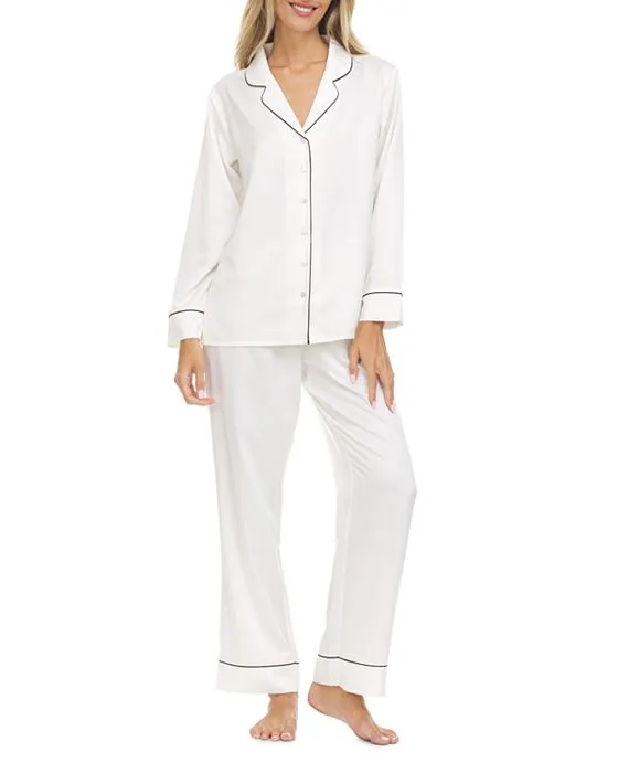 https://images.styletyx.com/images/flora-nikrooz-kamie-satin-notch-pajama-set-flora-nikrooz-2666531_1.webp