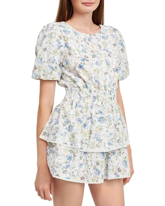 https://images.styletyx.com/images/floral-print-eyelet-romper-en-saison-13328081_3.webp