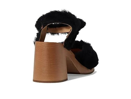 https://images.styletyx.com/images/fluff-sandal-swedish-hasbeens-13452543_5.webp