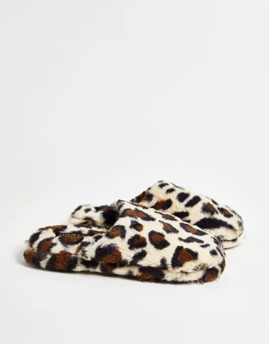 https://images.styletyx.com/images/fluffy-mule-slipper-in-leopard-truffle-collection-2712434_1.webp