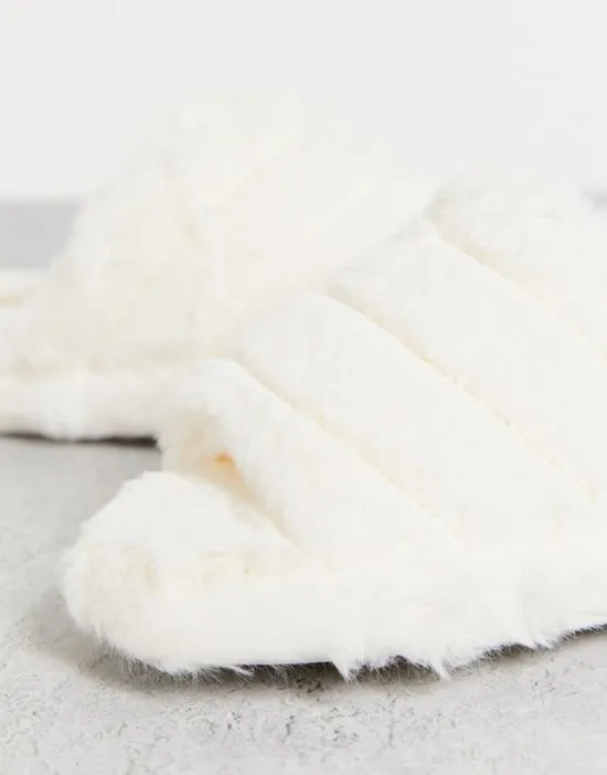https://images.styletyx.com/images/fluffy-open-toe-slippers-in-cream-truffle-collection-1948166_2.webp
