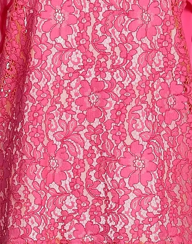 https://images.styletyx.com/images/fuchsia-crepe-blouse-les-bourdelles-des-garcons-13095514_4.webp