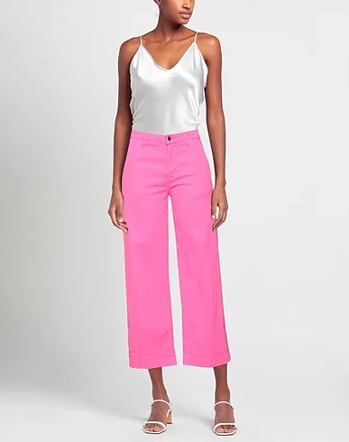 https://images.styletyx.com/images/fuchsia-gabardine-casual-pants-au-petit-bonheur-3231383_2.webp