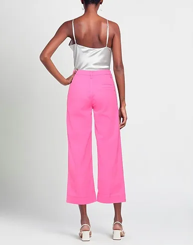 https://images.styletyx.com/images/fuchsia-gabardine-casual-pants-au-petit-bonheur-3231383_3.webp