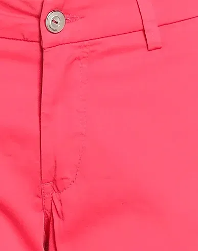 https://images.styletyx.com/images/fuchsia-gabardine-shorts-bermuda-re-hash-383243152_4.webp