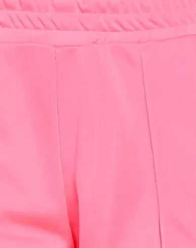 https://images.styletyx.com/images/fuchsia-jersey-shorts-bermuda-bhmg-13047746_4.webp