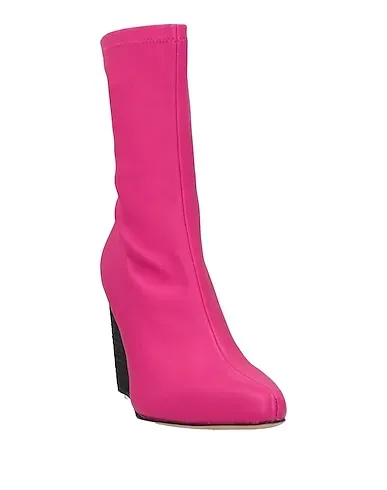 https://images.styletyx.com/images/fuchsia-leather-ankle-boot-rag-bone-13017425_2.webp