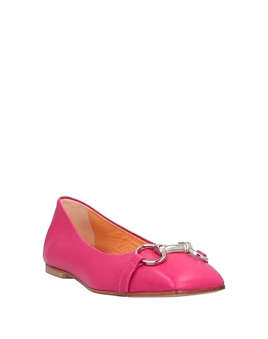 https://images.styletyx.com/images/fuchsia-leather-ballet-flats-baldinini-12985480_2.webp