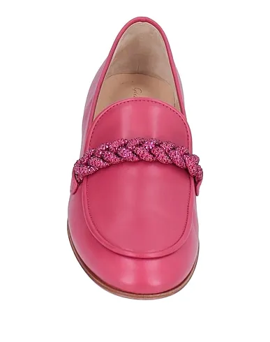 https://images.styletyx.com/images/fuchsia-leather-loafers-gianvito-rossi-1047031765_4.webp