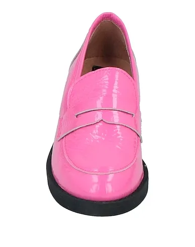 https://images.styletyx.com/images/fuchsia-leather-loafers-islo-isabella-lorusso-13304059_4.webp