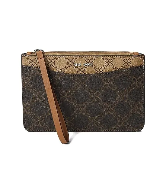 https://images.styletyx.com/images/galla-slg-wristlet-nine-west-13254059_1.webp