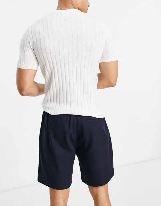 https://images.styletyx.com/images/gant-retro-shield-logo-sweat-shorts-in-navy-gant-13695371_2.webp