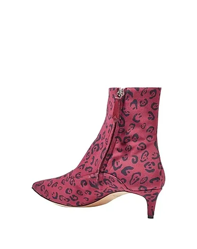 https://images.styletyx.com/images/garnet-ankle-boot-altuzarra-908153_3.webp
