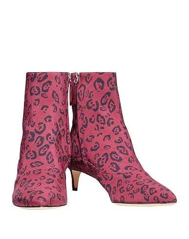 https://images.styletyx.com/images/garnet-ankle-boot-altuzarra-908153_4.webp