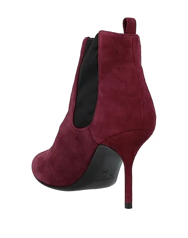 https://images.styletyx.com/images/garnet-leather-ankle-boot-pierre-hardy-1406117_3.webp