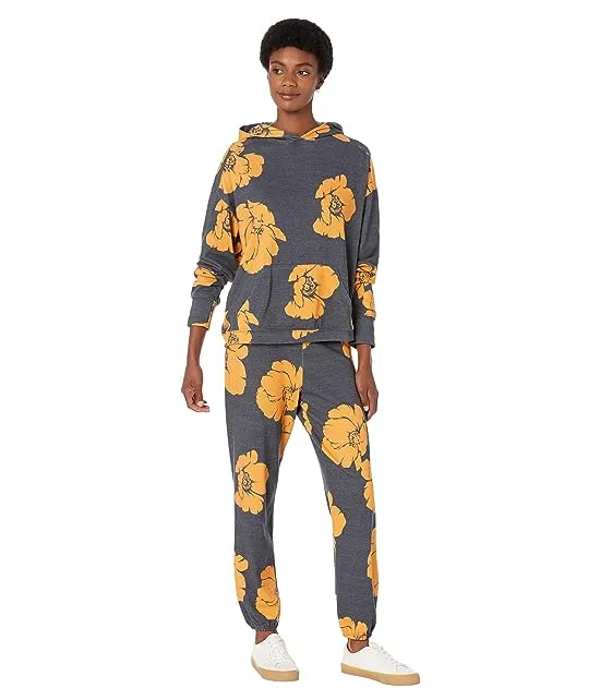 https://images.styletyx.com/images/giant-floral-hoodie-sundry-3288837_4.webp