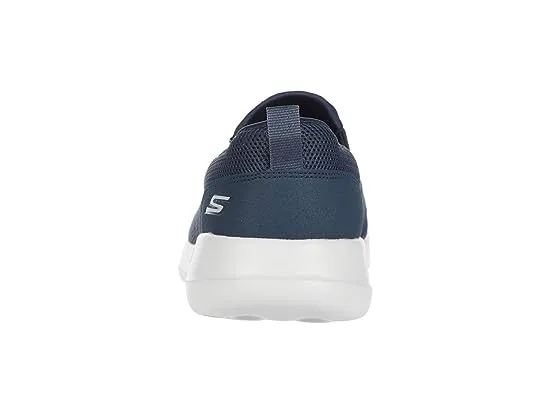 https://images.styletyx.com/images/go-walk-max-clinched-skechers-performance-2025034_5.webp
