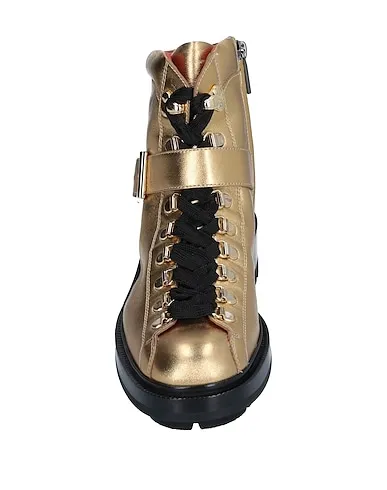 https://images.styletyx.com/images/gold-ankle-boot-santoni-13095984_4.webp