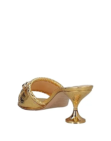 https://images.styletyx.com/images/gold-leather-sandals-rochas-3264490_3.webp