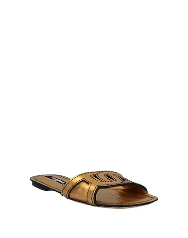 https://images.styletyx.com/images/gold-leather-sandals-rochas-3290646_2.webp