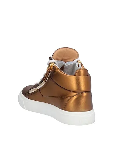 https://images.styletyx.com/images/gold-leather-sneakers-giuseppe-zanotti-13544862_3.webp