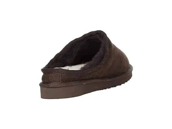 https://images.styletyx.com/images/grafton-genuine-shearling-clog-fireside-by-dearfoams-1765383_5.webp