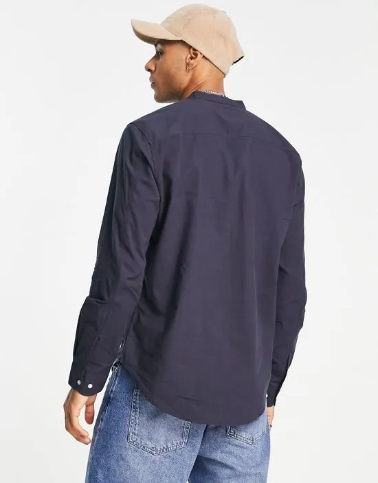 https://images.styletyx.com/images/grandad-collar-shirt-with-pocket-in-navy-only-sons-1790491_3.webp