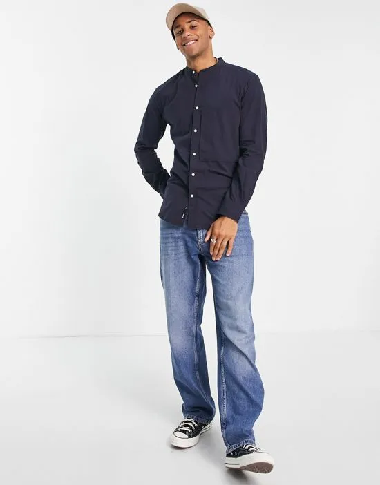 https://images.styletyx.com/images/grandad-collar-shirt-with-pocket-in-navy-only-sons-1790491_4.webp
