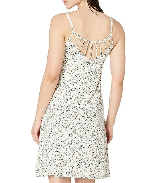 https://images.styletyx.com/images/granite-springs-dress-prana-1637849435_2.webp