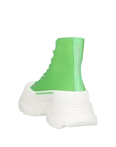 https://images.styletyx.com/images/green-canvas-sneakers-alexander-mcqueen-1226022009_3.webp