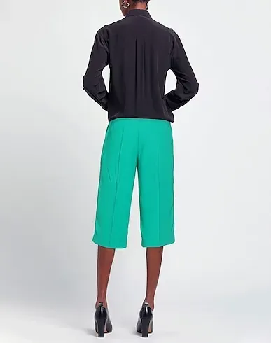 https://images.styletyx.com/images/green-crepe-cropped-pants-culottes-hebe-studio-13380966_3.webp