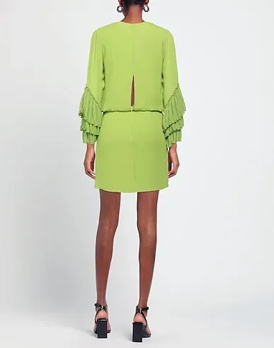 https://images.styletyx.com/images/green-crepe-short-dress-gil-santucci-3052144_3.webp